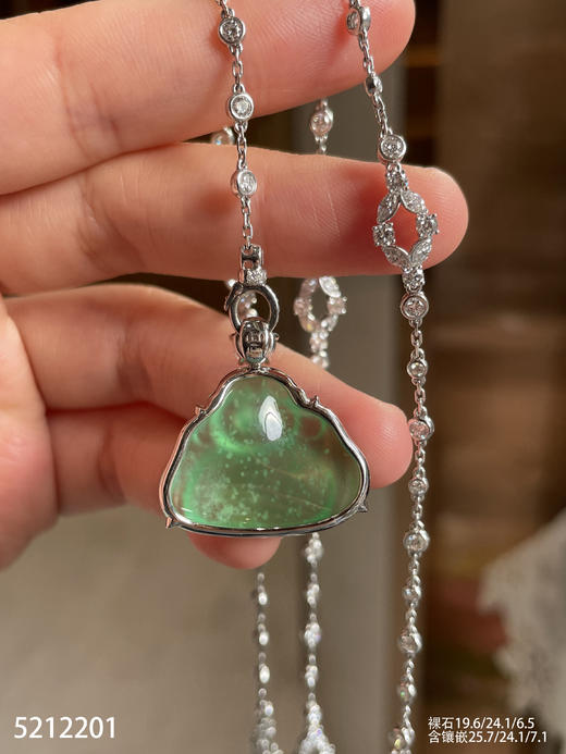 玻璃种艳绿佛公吊坠【5212201】具体价格微信咨询 商品图5