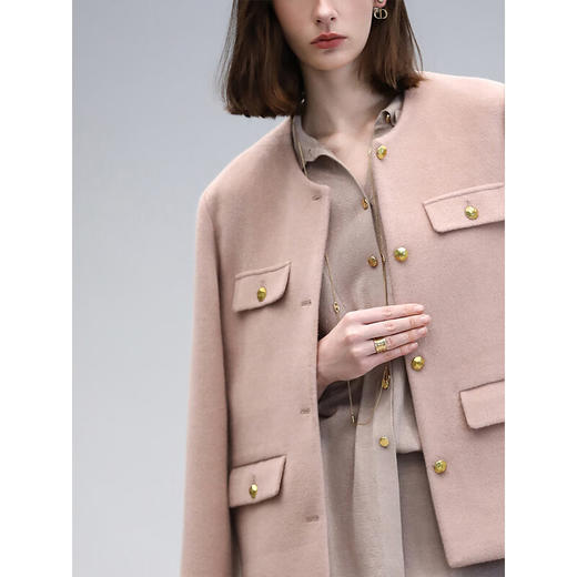 COCOBELLA气质粉小香风短外套质感金属扣箱型毛呢大衣WL7066-2 商品图1