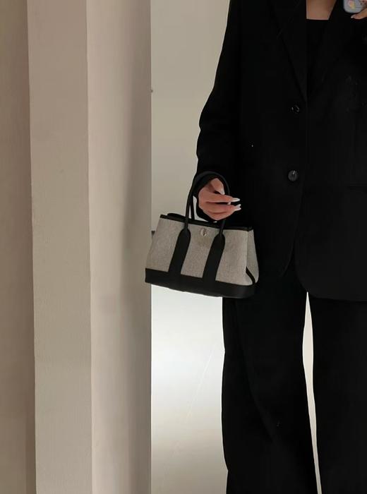 HERMES爱马仕Garden Party NEO Garden 23 银扣帆布拼牛皮 手提斜挎包 迷你 女款 黑白熊猫色（CB） 商品图6