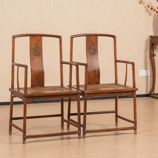 清 黄花梨螭龙纹南官帽椅（一对） 商品图0