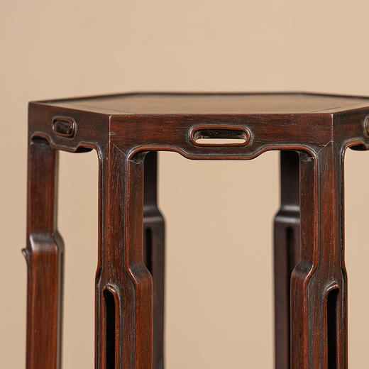 清 红木鱼门洞六角花几摆件（一对） 商品图1