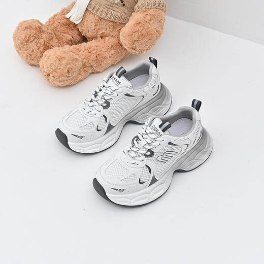 经典鲨女鞋2025年春季新品韩版网状舒适透气平底休闲鞋老爹鞋KW219-517031 商品图3