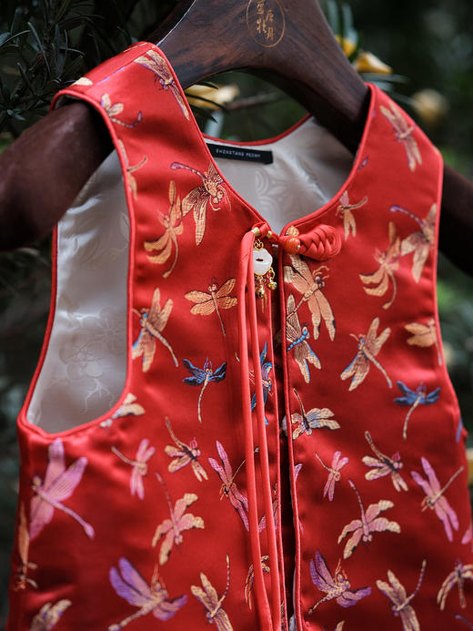 盛唐牡丹| 儿童系列|Kids 织锦缎鸵鸟毛上衣-红色 商品图1