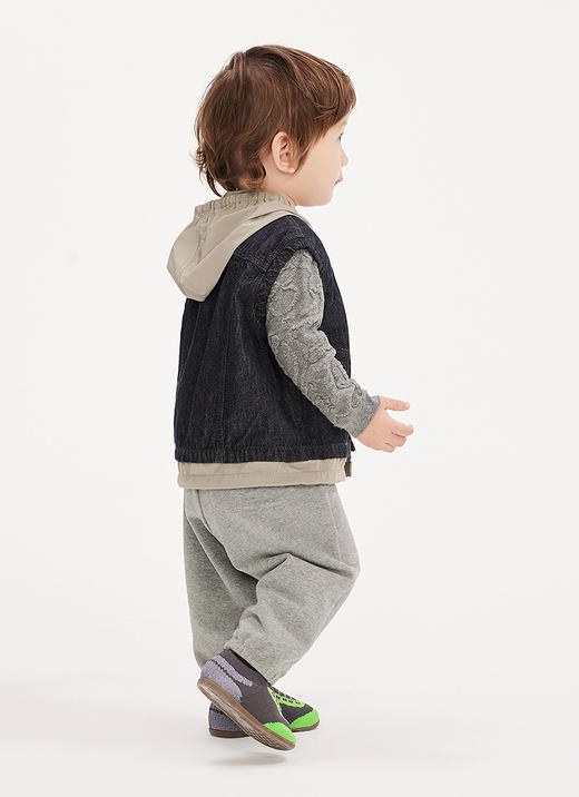 jnby  25年春款  马甲  YP2511810 商品图5