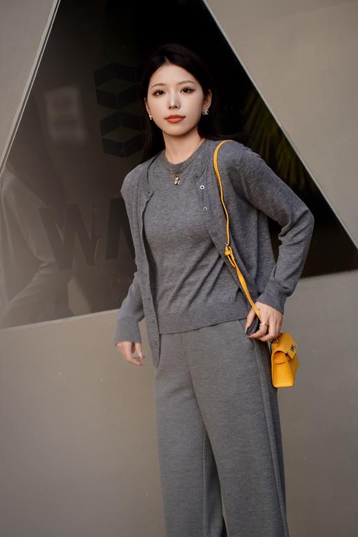 【现货】安诺多巴胺小衫 圆领针织衫【水溶羊毛】四季皆宜LQWG9255 商品图5