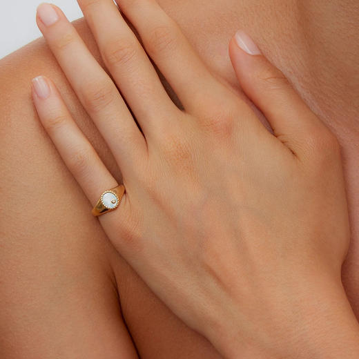 北京仓｜Yvonne Leon-baby chevalière-珍珠贝母 白色 戒指［法国设计师］ 商品图0