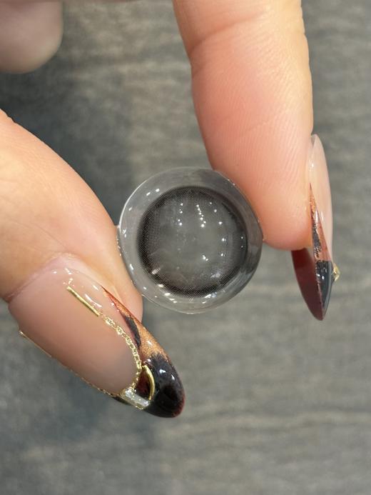 Monstercon | 黑糖救星&实用坚果 14.2mm白狮参考着色中等直径  半年抛 2片 商品图1