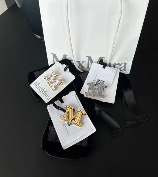 国内现货MaxMara珐琅胸针520元配防尘袋 商品图3