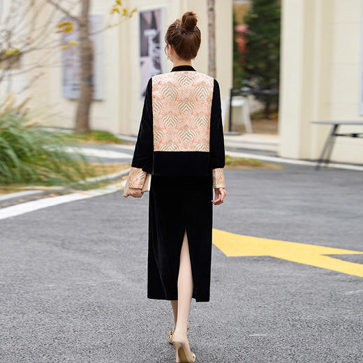 TZW-2025春季新款民族风两件套裙新中式提花马甲丝绒连衣裙时尚休闲套 商品图1