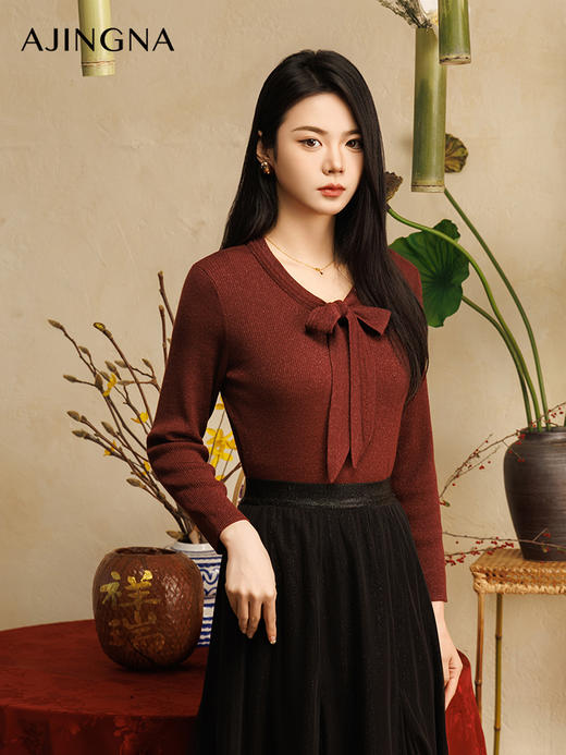 【商场同款】阿菁娜2025春季新款飘带V领正肩毛衫A30C301016 商品图2