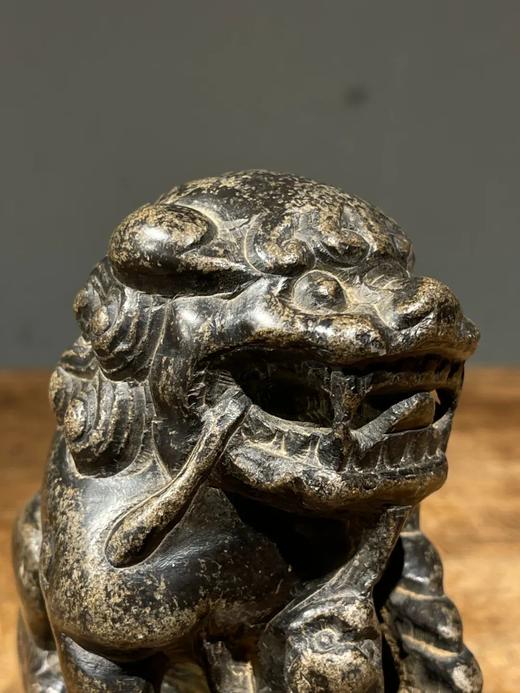 青石子母瑞狮案头摆件，顺丰包邮 商品图0