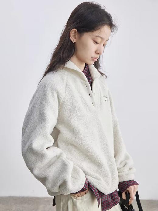 步履不停/4D15091C/摇粒绒半开翻领长袖卫衣 商品图3