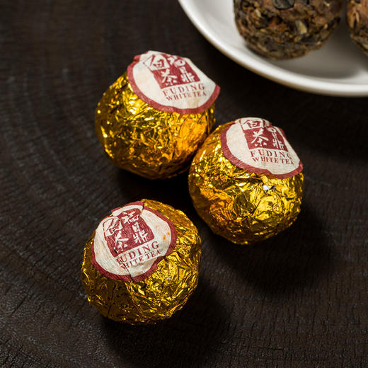 【珍藏 老白茶龙珠】韵至臻  珍藏 老白茶龙珠  225克/罐 商品图2