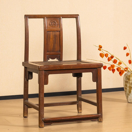 清中期 红木龙纹三攒靠背椅 商品图0