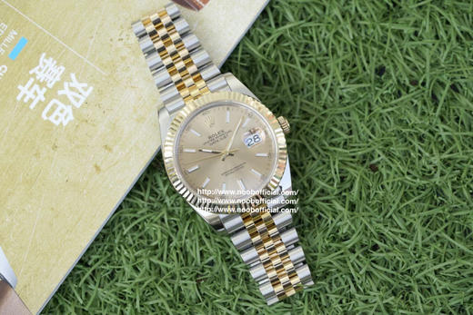 Noob劳力士日志型41mm副本以及修正近年间三角抗纹外圈包金度不够的问题，表壳用精钢材并采用真K金包金用来解决金表变暗、掉色、掉皮的尴尬问题，搭载客户订制的ETA进口2836机芯 商品图1