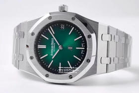 ZF回馈新老客户，打造具性价比AP钢王——爱彼皇家橡树15202系列腕表39毫米直径的不锈钢表壳，搭配镌刻Petite Tapisserie小型格纹装饰图案的表盘