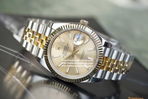Noob劳力士日志型41mm副本以及修正近年间三角抗纹外圈包金度不够的问题，表壳用精钢材并采用真K金包金用来解决金表变暗、掉色、掉皮的尴尬问题，搭载客户订制的ETA进口2836机芯 商品图4