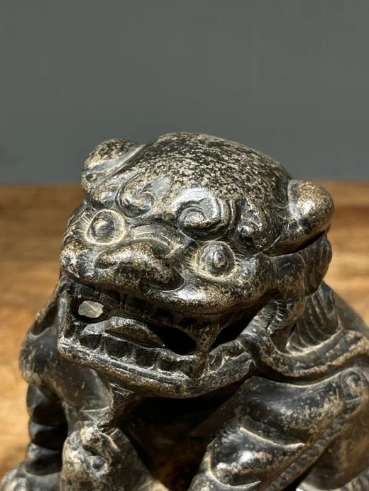 青石子母瑞狮案头摆件，顺丰包邮 商品图6