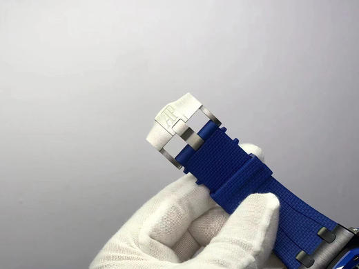 【 Audemars Piguet  】爱彼 震撼推出精细美学代表之作——爱彼皇家橡树离岸型系列，强性价比。好版本的选择，引用全新的彩色陶瓷锻造技术，表壳与圈口的选料，不惜重本使用日本进口的氧化锆 商品图4