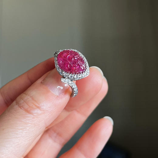 ONLY系列 琢花红宝石蛇形 戒指 商品图2