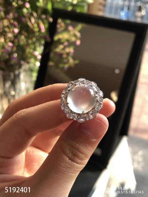 5192401，蛋面戒指。具体价格微信咨询 商品图0
