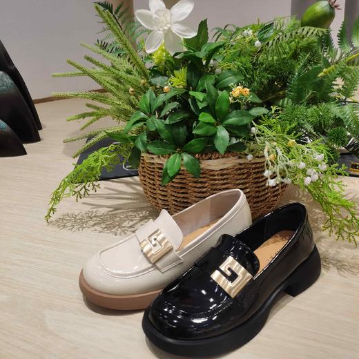 4楼罗密瑞姿满口鞋 商品图0