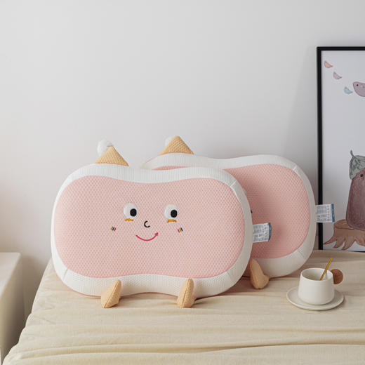 儿童专用枕芯 太空棉搞怪猫肚枕 商品图0