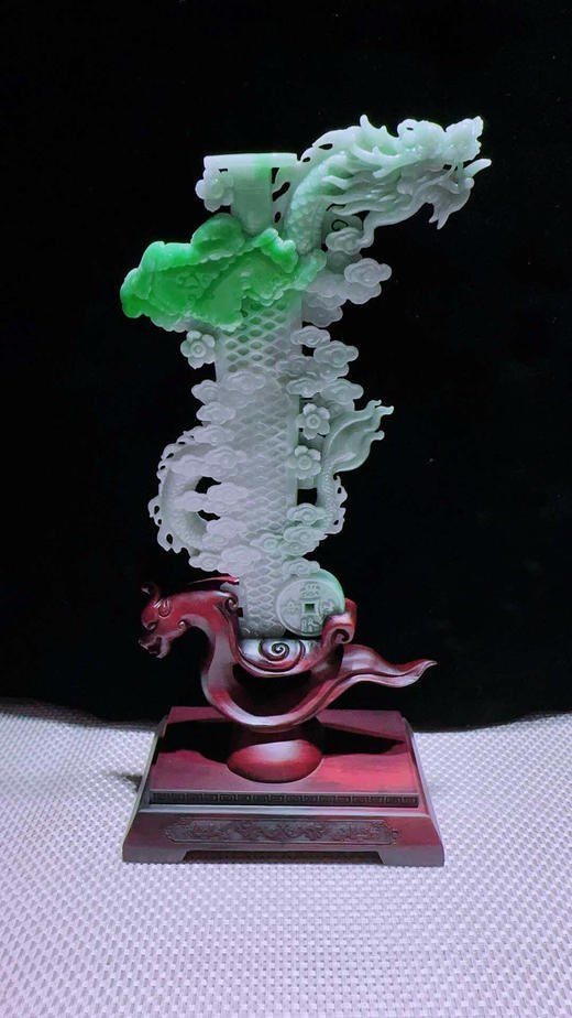 620817翡翠摆件【龙泉宝剑】 商品图3