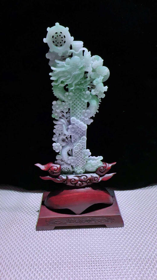 620818翡翠摆件【龙泉宝剑】 商品图3