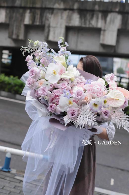 【花筑】熊抱大花束【仅限江津新老城区，白沙，德感购买】 商品图1