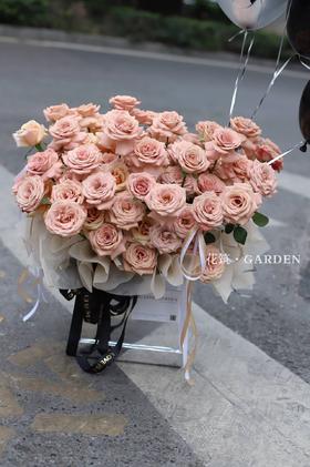 【花筑】卡布奇诺抱桶【仅限江津新老城区，白沙，德感购买】