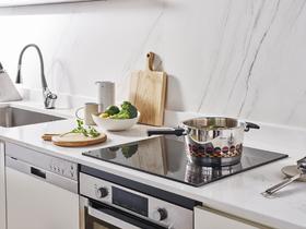 【春上新】10楼菲仕乐  S5鎏金系列高速快锅2.5/4.5/2.5+4.5升高速快锅不挑灶具快速安全   吊牌价4980-6980元  活动价4980-6980元