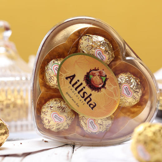 年终大促！【柔软果仁巧克力！藏有心形浪漫】典趣5粒果仁巧克力心形礼盒新年货儿童糖果休闲小零食品喜糖，品味巧克力的浓郁香气，享受果仁的酥脆口感。ry 商品图4