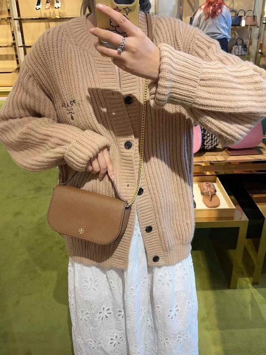 ¥1180🇺🇸TB Emerson新款小号手拎斜挎马鞍包，简约精致小巧实用。可以手拎可以斜挎❗️尺寸22*12*6cm 商品图7