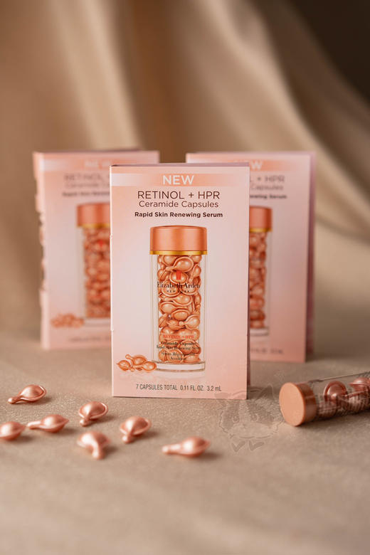 【任意3件起拍哦 单件会被退款哦】平均7粒19.9💰秒杀王牌粉胶/金胶❗❗❗ 美国伊丽莎白·雅顿ElizabethArden  效期至26~27年 商品图1