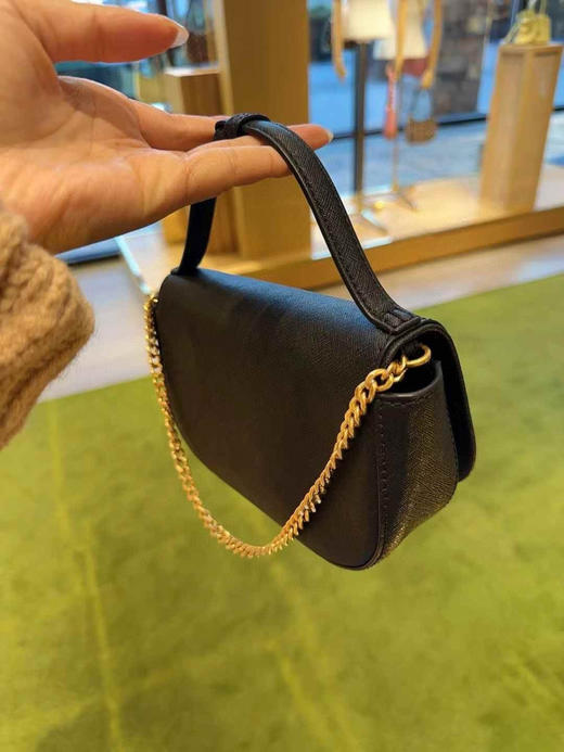 ¥1180🇺🇸TB Emerson新款小号手拎斜挎马鞍包，简约精致小巧实用。可以手拎可以斜挎❗️尺寸22*12*6cm 商品图1