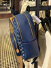 ¥1580🇺🇸Coach Court系列香布雷中号双肩包🎒！双层拉链款 大小正合适，容量大，蓝色牛仔经典logo款，限量版加送🍒小吊坠，尺寸约27x36x13cm 商品缩略图1