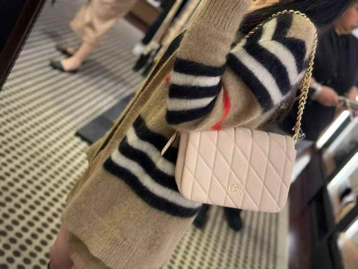 ¥2250🇺🇸Coach 新款Quinn系列羊皮压纹单肩斜挎包，配两条肩带 商品图8