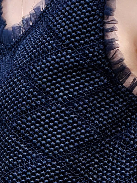 TYNVIE 蕾丝荷叶边背心-海军蓝 商品图4