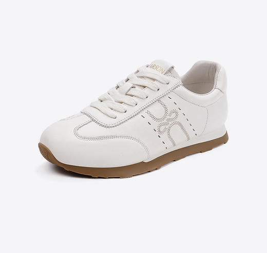 哈森休闲德训鞋女2025春季新款秀气系带平底休闲运动鞋HCS251403 商品图1