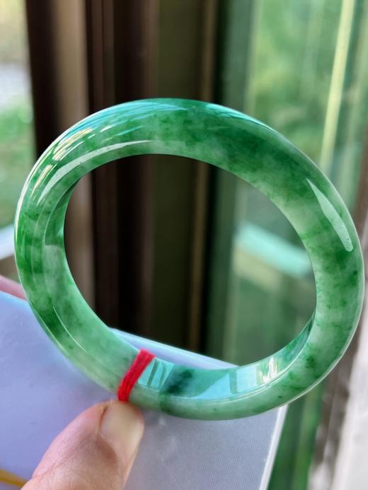 57正圈翡翠手镯 商品图1