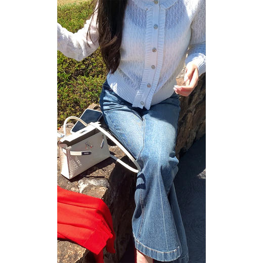 COCO ZONE 2025新款水洗猫须显瘦微喇牛仔裤CD1A0245 商品图0