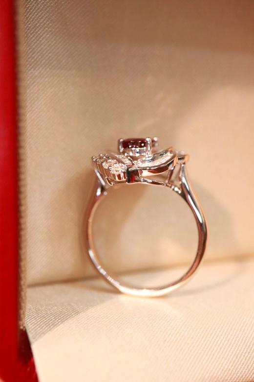 1.05ct刻面红宝石戒指 商品图3