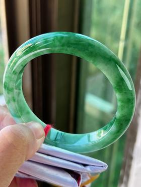 57正圈翡翠手镯