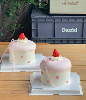 简约奶油小草莓