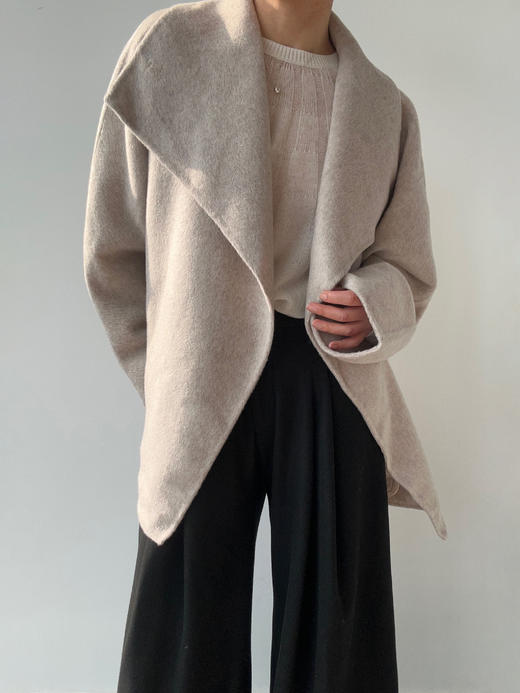 LCM｜Midnight Patrol 翻领中长大衣  COAT [ 棕 / 藕灰 ] 商品图9