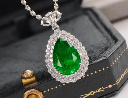 3.07ct刻面祖母绿吊坠 商品图0