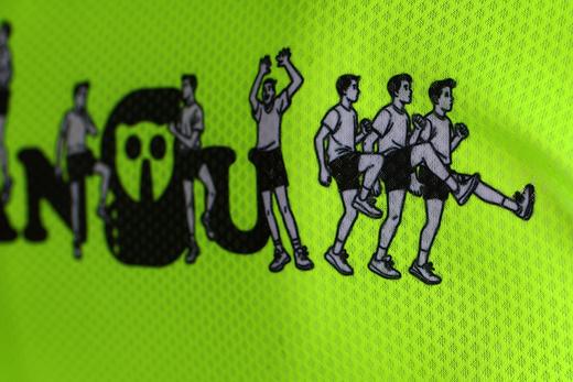 严素跑步坎肩背心，马克操 坎肩型背心，男女通款，轻量，快干，严素态度 商品图5