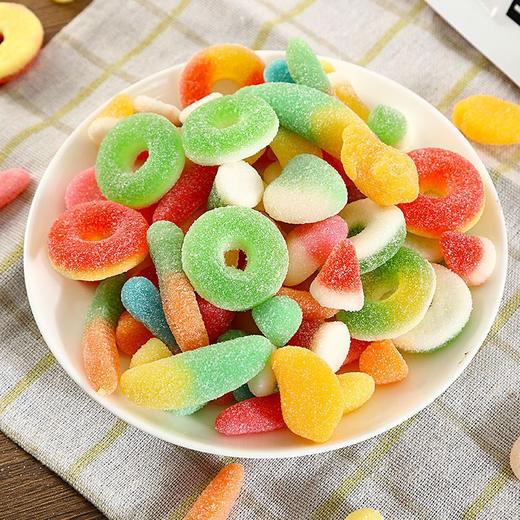 【酸甜好滋味❗️多味水果软糖】Q弹美味好吃不腻，口感细腻醇正，粒粒饱满有营养丰富，果汁软糖各种软糖L 商品图0