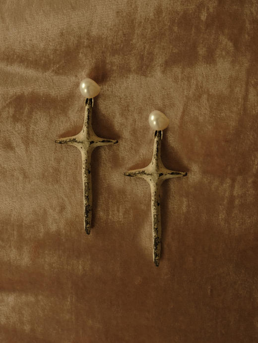 HANYING｜银釉陶瓷大星星耳钉 HY-WT-77 商品图1